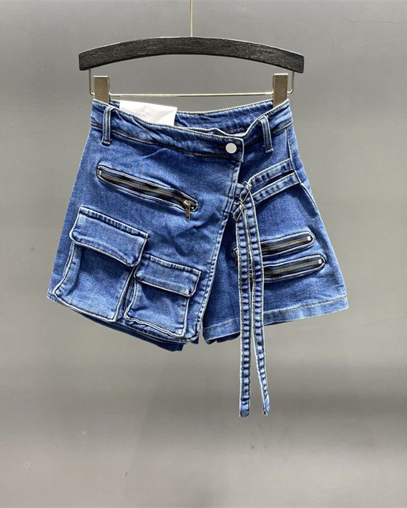 The “Denim Zipper” Shorts