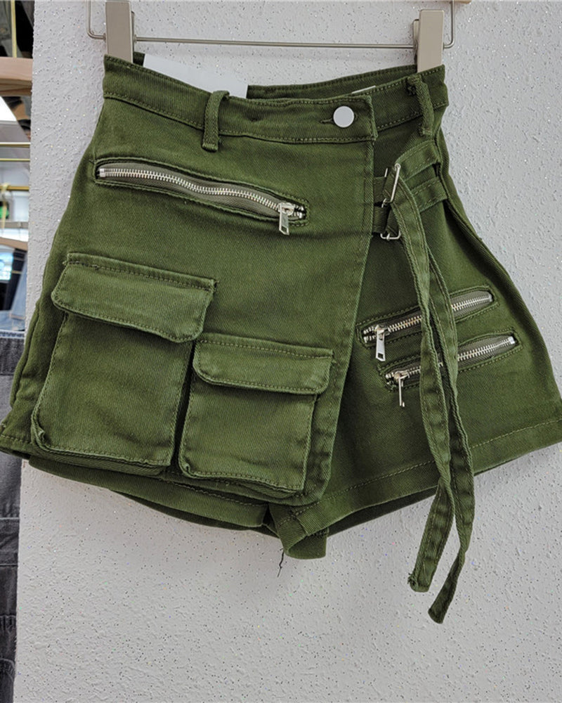 The “Denim Zipper” Shorts